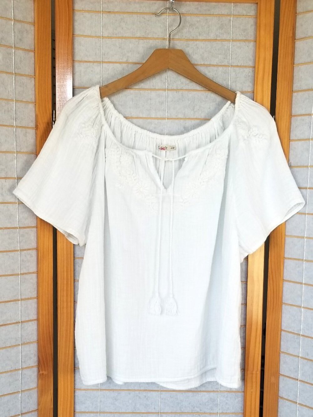 Faherty White Top Embroidered Tassel Tie Organic Cotton Peasant Top Size XS